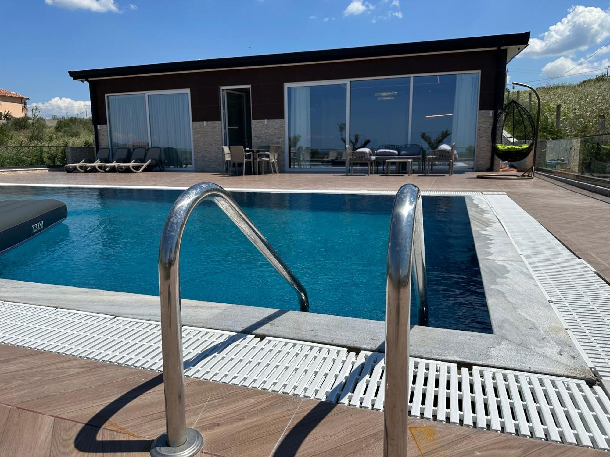 Top Villas Durrës 외부 사진