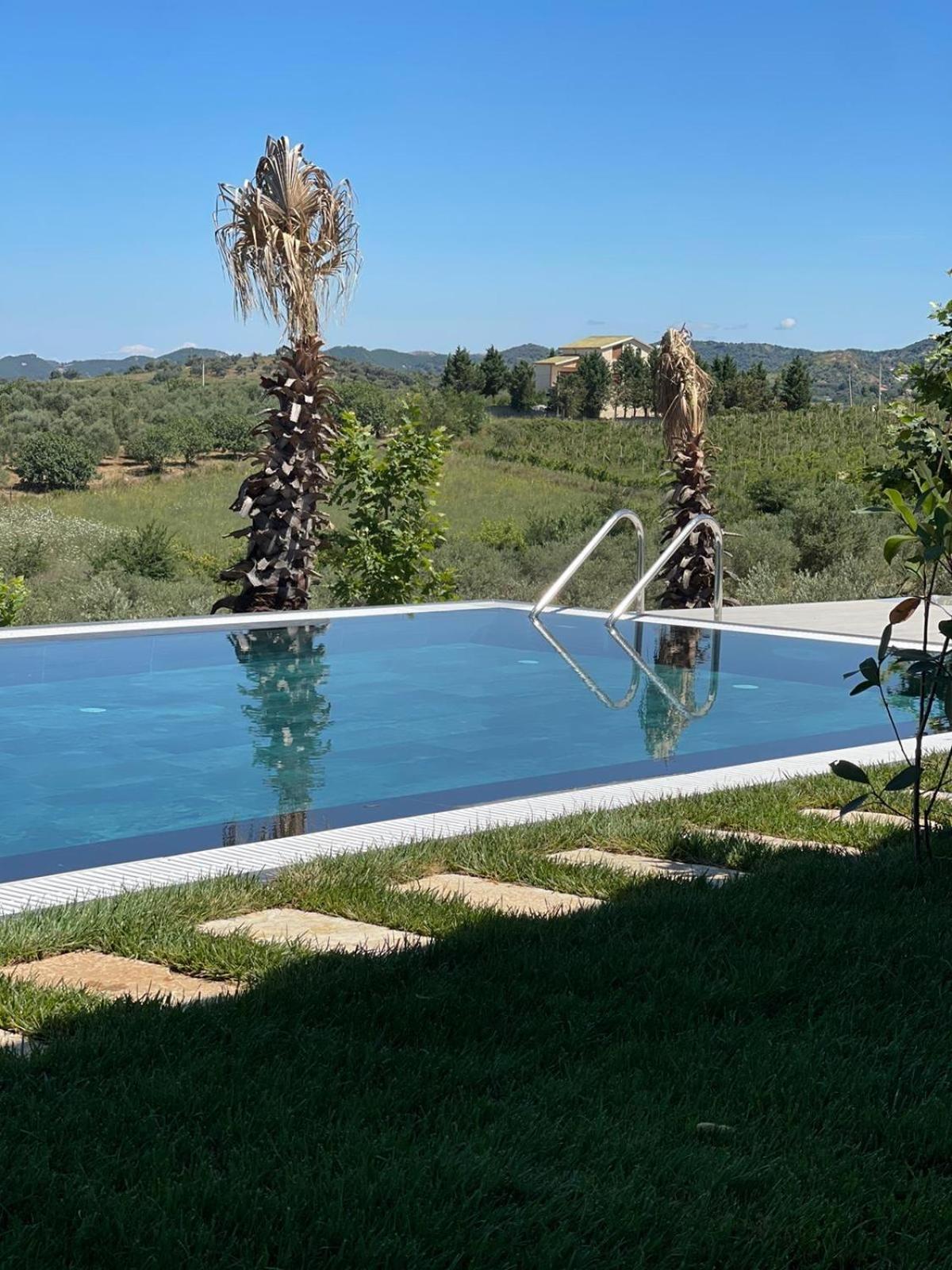Top Villas Durrës 외부 사진