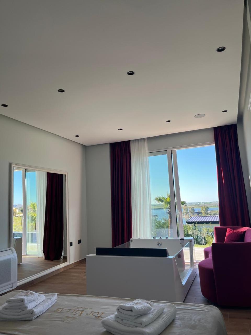 Top Villas Durrës 외부 사진