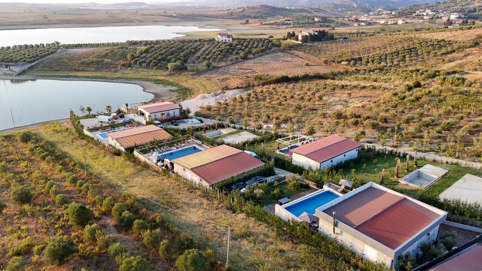 Top Villas Durrës 외부 사진